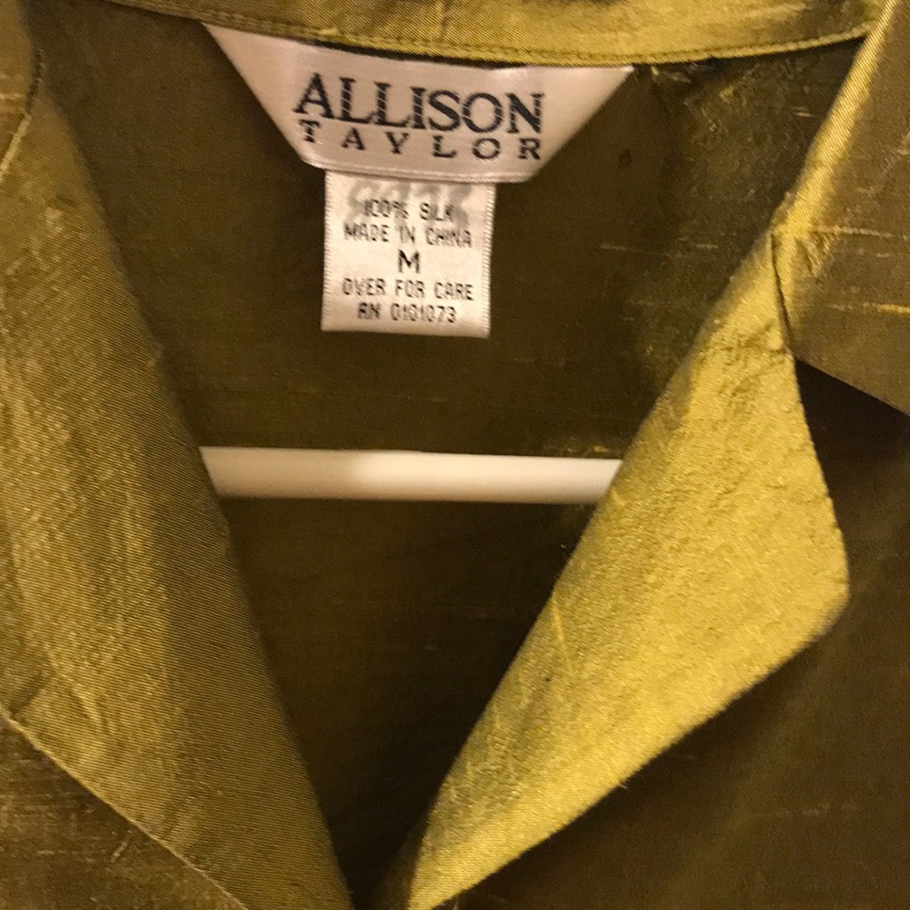 Blouse - Picture 2 of 5